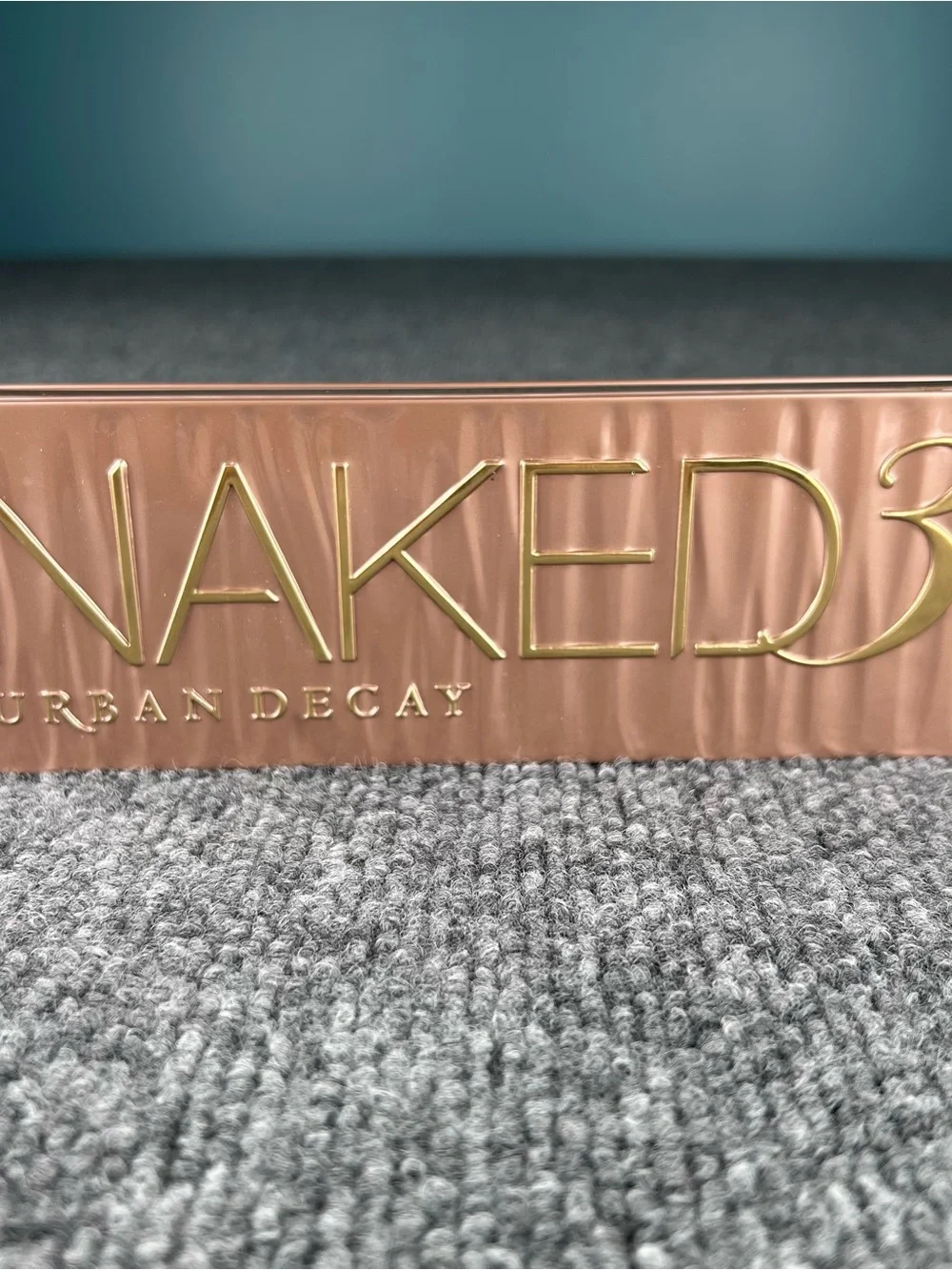 Urban Decay Naked 3 Eyeshadow Palette 12 Rose Neutral Shades ~New in Damaged Box
